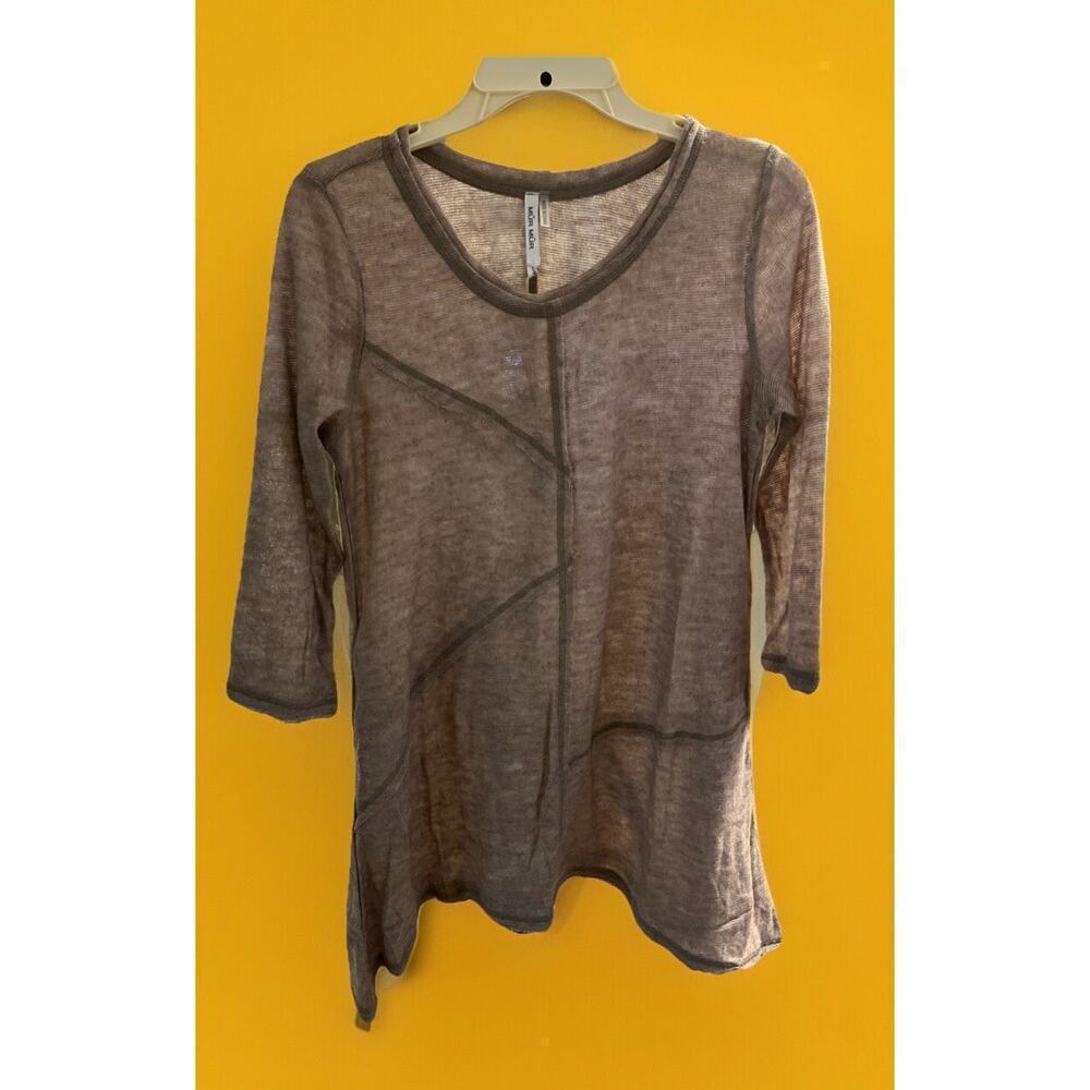 NWT Mur Mur Long Sleeve Shirt Round Neck Tan‎ Size Small with Pockets CR3